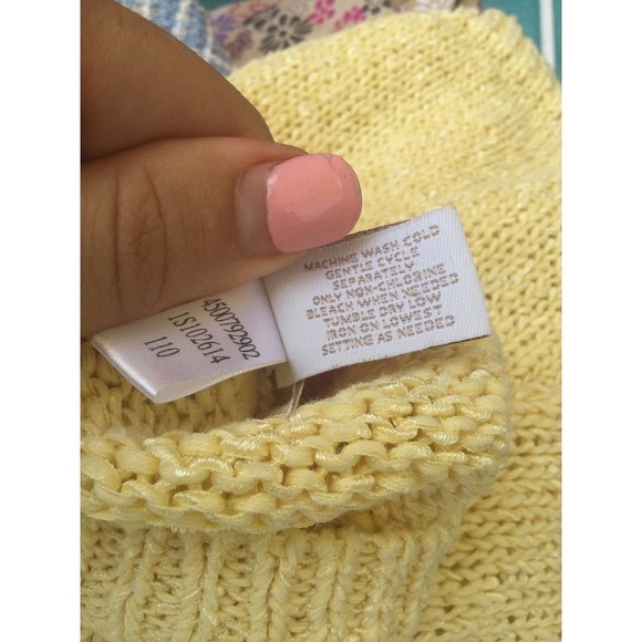 Chico’s womens knit short sleeve top open yellow roll tab size 1 coastal beachy - Picture 8 of 9